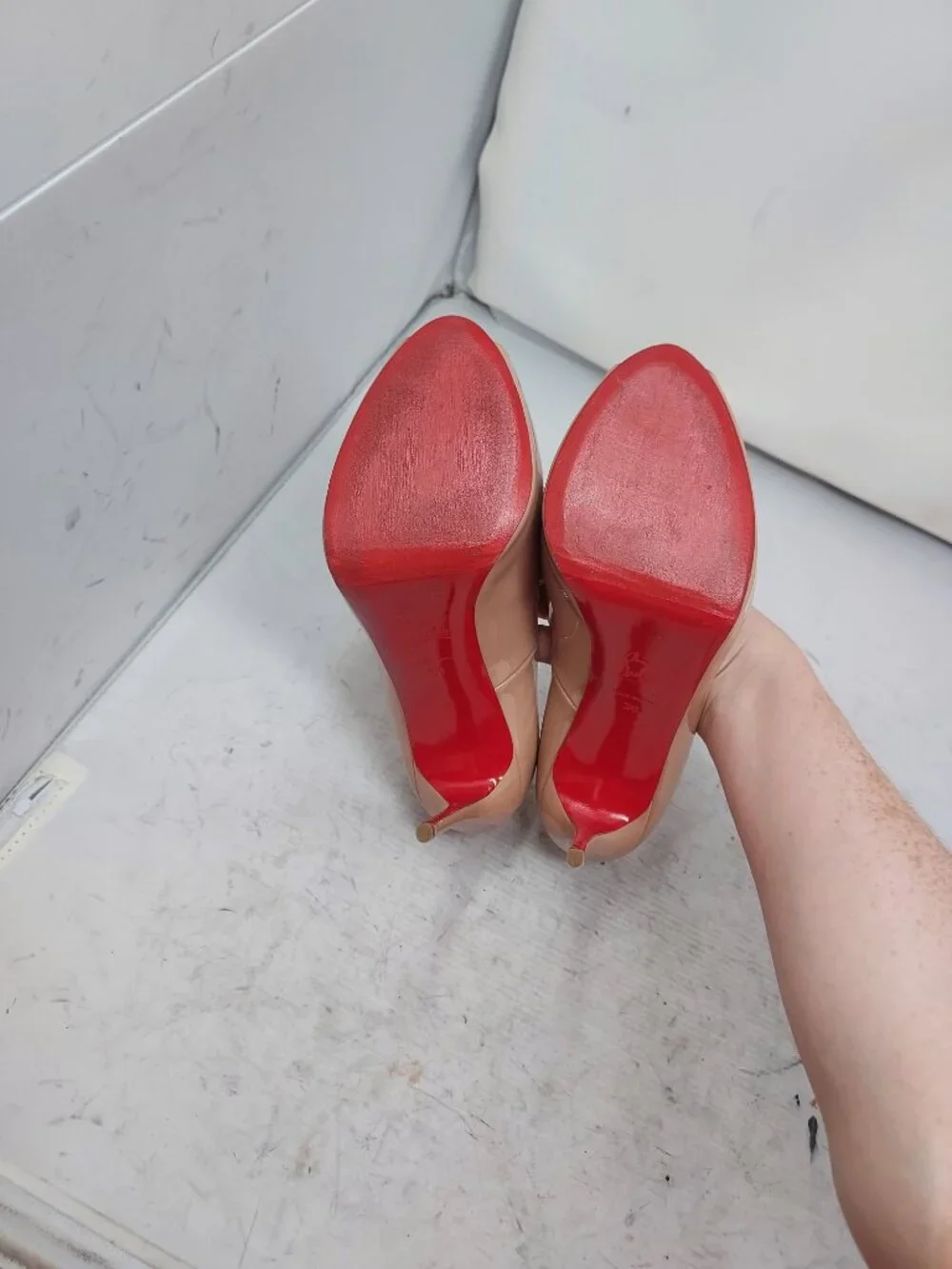 Christian Louboutin Very Prive Patent Nude Peep Toe Pump